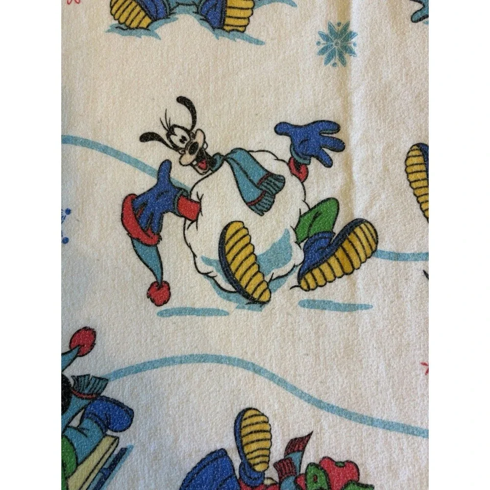 VTG 90s Disney Mickey Mouse Twin Flannel Sheet Set Winter Pluto Donald 3 piece